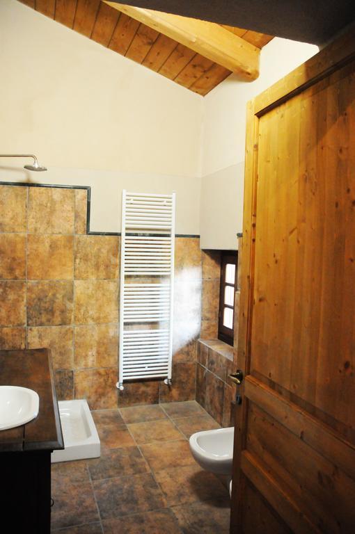 הוילה Barge Agriturismo Magnarosa מראה חיצוני תמונה